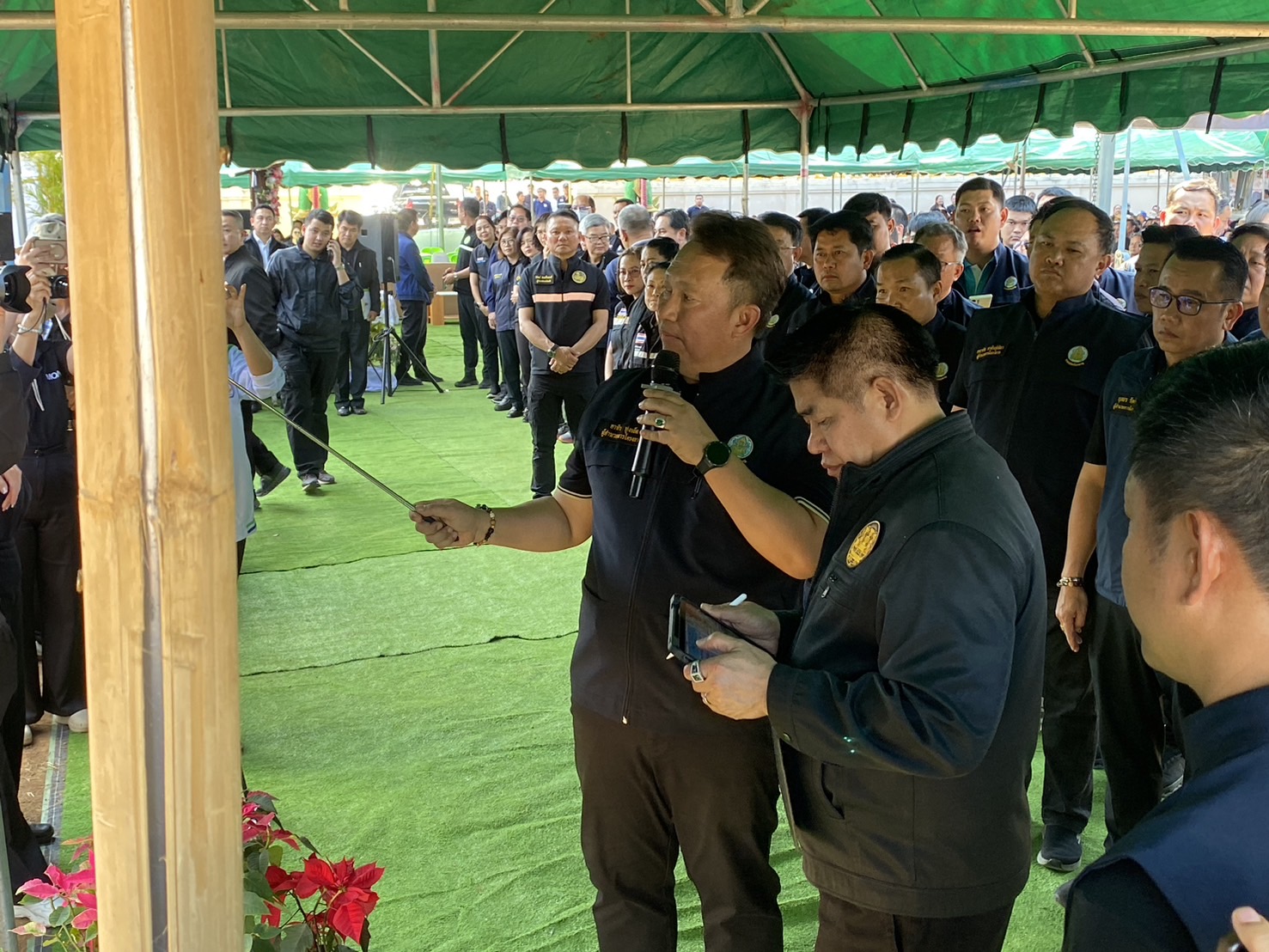 title - ส.ป.ก.ร่วมติดตาม รองนายกรัฐมนตรี และรัฐมนตรีว่าการกระทรวงเกษตรและสหกรณ์ (ร้อยเอก ธรรมนัส พรหมเผ่า) ลงพื้นที่ตรวจราชการในพื้นที่จังหวัดลำปาง